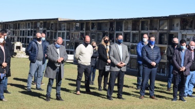 EMOTIVO HOMENAJE AL DESAPARECIDO INTENDENTE JORGE CURA