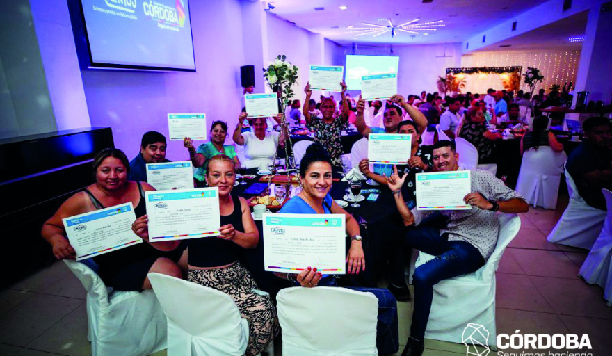 PROGRAMA CIMIENTOS: LLARYORA DESTACÓ EL TRABAJO COOPERATIVO Y EL APORTE DE LAS MUJERES