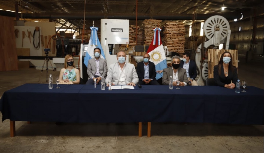 MORRISON: EL GOBERNADOR SCHIARETTI DEJÓ INAUGURADO EL PARQUE INDUSTRIAL