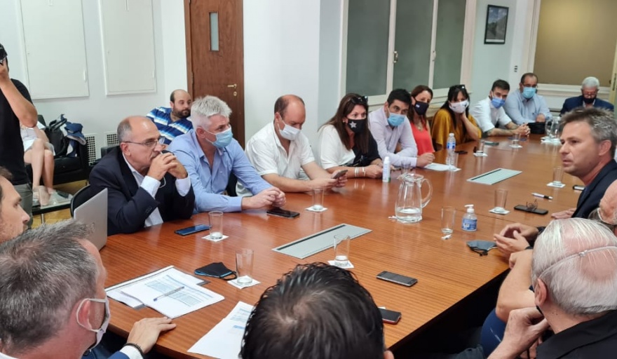 INTENDENTES JUSTICIALISTAS DEL DEPARTAMENTO UNIÓN SE REUNIERON CON FUNCIONARIOS DE LA NACIÓN