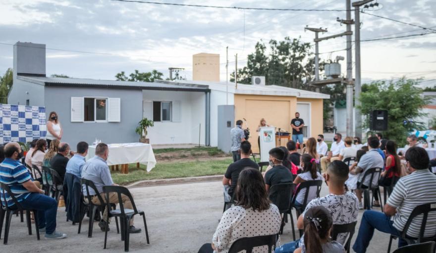 NOETINGER: SE ENTREGARON VIVIENDAS PLAN "TECHO DIGNO II"
