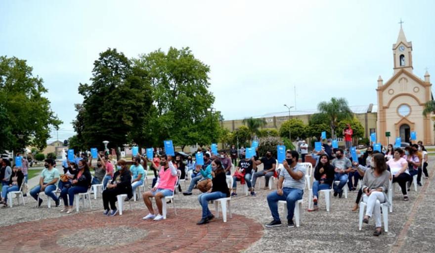 PASCANAS: SE ENTREGARON LOS BOLETOS DE COMPRA/VENTA DE LOS LOTES DEL PROGRAMA “LO TENGO”