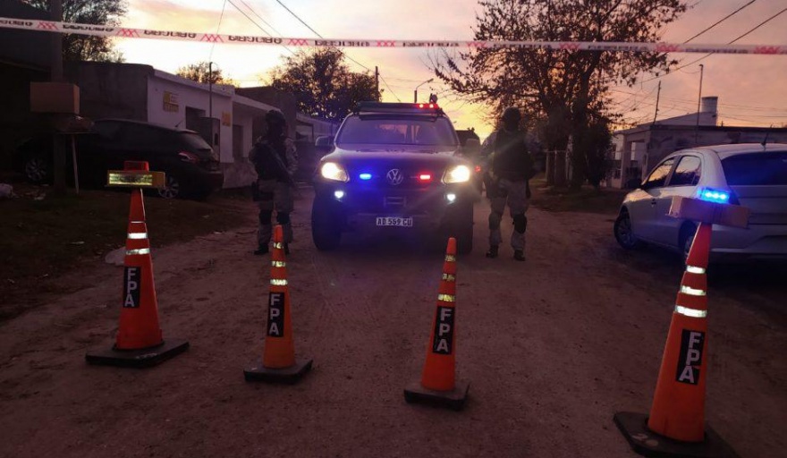 CANALS: FPA DETUVO A 2 CAMIONEROS QUE VENDÍAN DROGAS EN EL SUR DEPARTAMENTAL