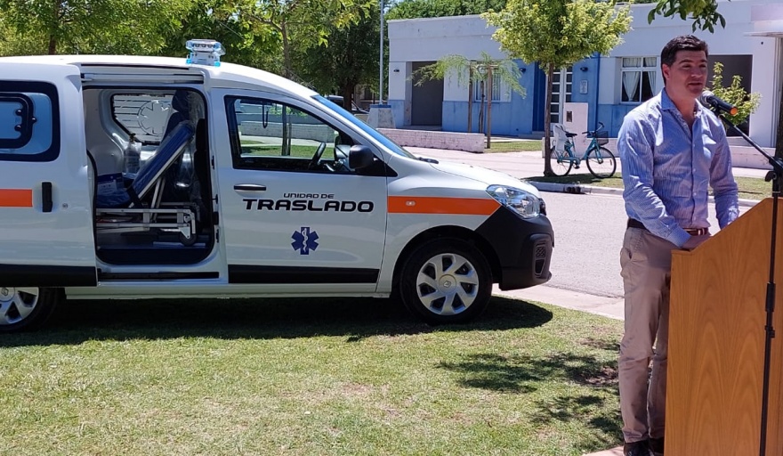 ENTREGARON UNIDADES DE TRASLADO SANITARIO A BALLESTEROS E IDIAZABAL