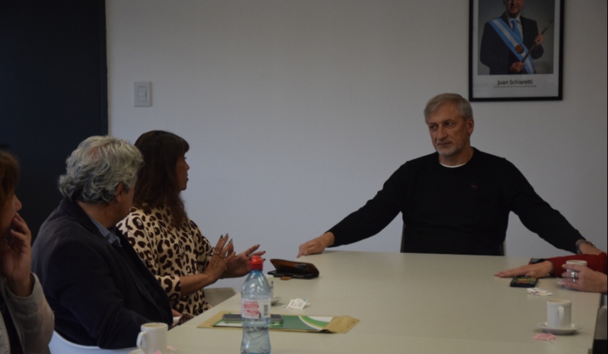 INTENDENTES OPOSITORES DE UNIÓN CON EL TITULAR DE LA AGENCIA CÓRDOBA DEPORTES