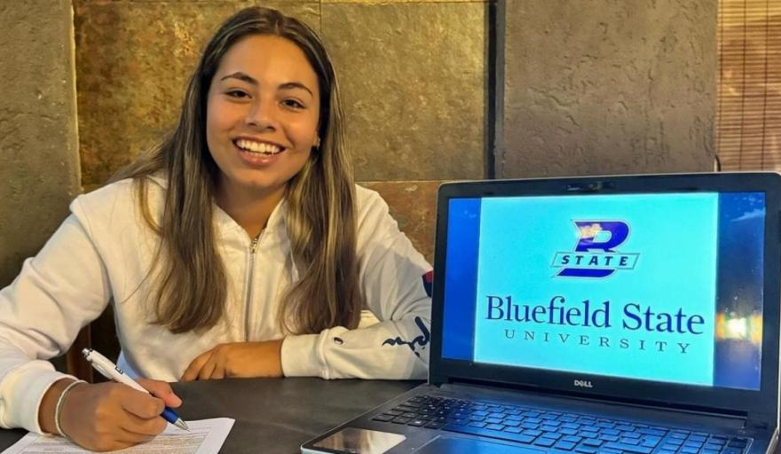 LA BELLVILLENSE CANDELA LÓPEZ AL GOLF UNIVERSITARIO ESTADOUNIDENSE