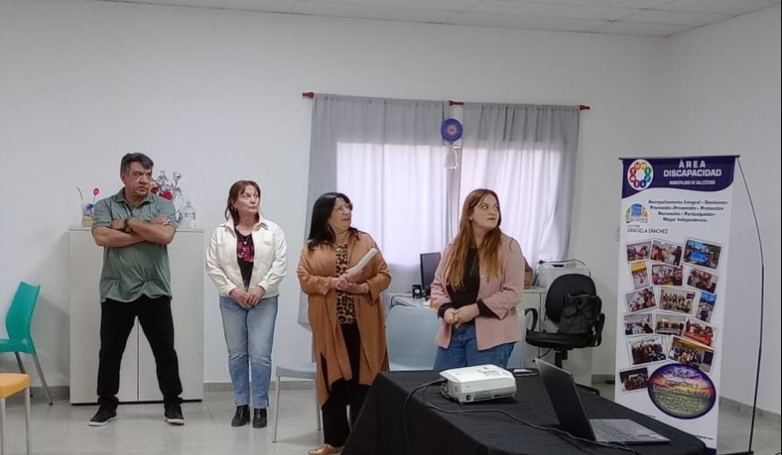 SE REALIZÓ LA JORNADA "TE PRESTO MIS ZAPATOS" EN BALLESTEROS