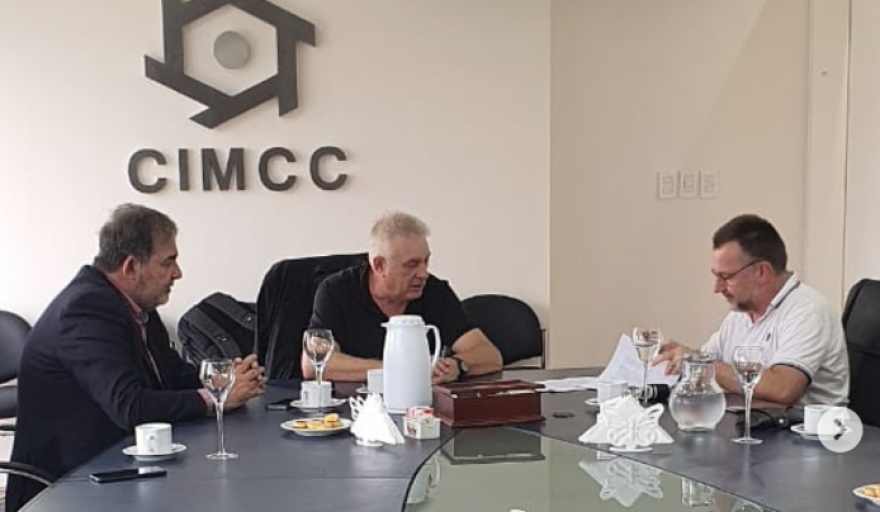 EL INTENDENTE BJORKLUND FIRMA IMPORTANTE CONVENIO CON EL SECTOR METALMECÁNICO