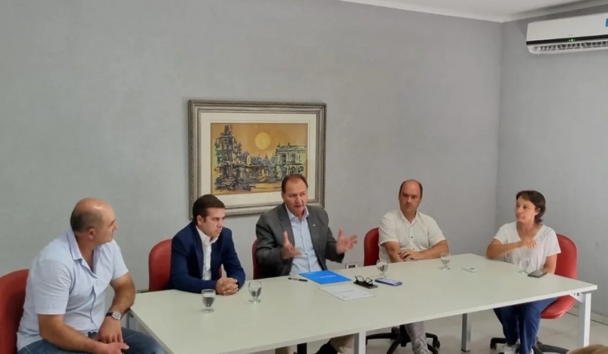 IDIAZÁBAL RECIBIÓ $ 20 MILLONES DEL GOBIERNO DE CÓRDOBA PARA SU PARQUE INDUSTRIAL