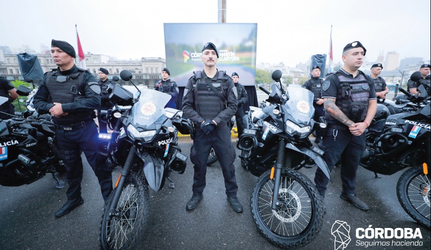 FUERTE RESPALDO DE LLARYORA A LA FUERZA POLICIAL: “TIENEN UN GOBIERNO QUE LOS RESPETA Y QUE SABE QUE SE JUEGAN LA VIDA”