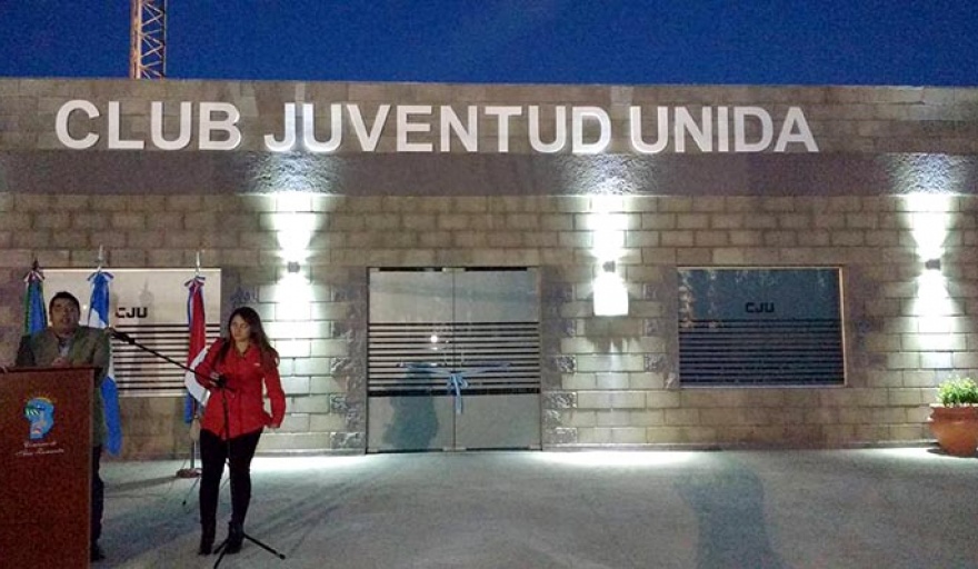 ANA ZUMARÁN: el Club Juventud Unida recibió $40.000