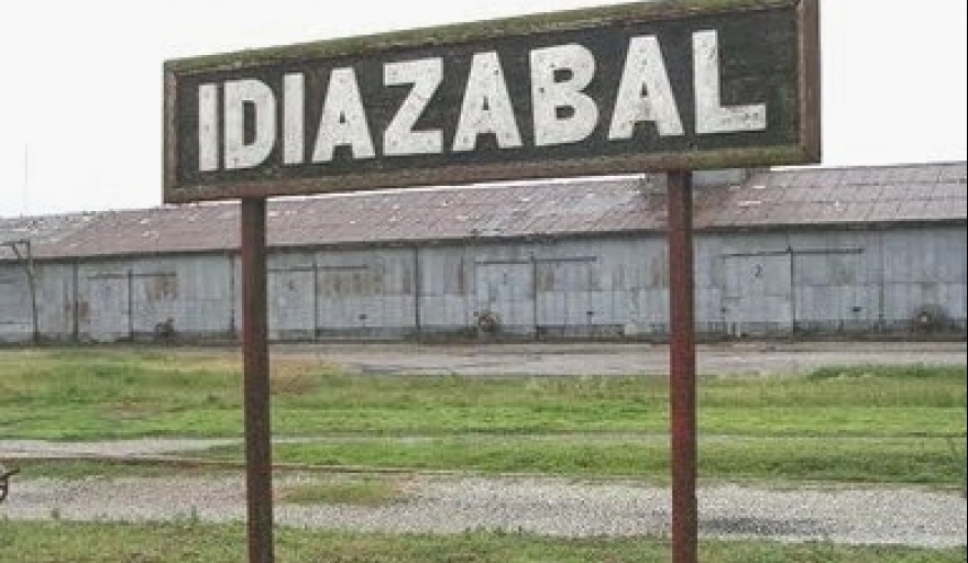 IDIAZABAL y CINTRA: Los Intendentes  Vassia y Mendez Paz, se reunieron con autoridades de la AABE