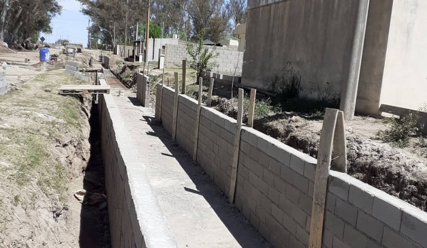 IDIAZÁBAL: Avanza a buen ritmo la obra de canalización del Desagüe  Norte