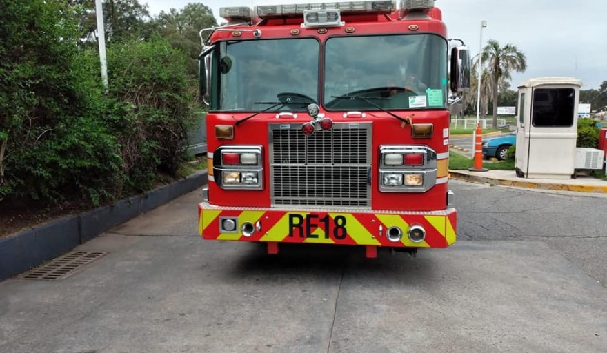 MONTE MAÍZ: Los Bomberos retiraron de la aduana en Zárate su nueva unidad