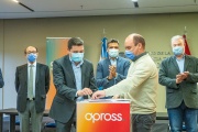 MUNICIPIOS DE UNIÓN FIRMARON CONVENIO PARA SER PRESTADORES DE APROSS