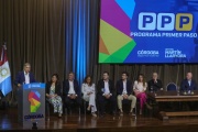 EL GOBERNADOR MARTÍN LLARYORA PRESENTÓ LA NUEVA EDICIÓN DEL PROGRAMA PRIMER PASO