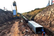 SE READECUA EL CANAL PRINCIPAL EN MONTE MAÍZ PARA MEJORAR EL DRENAJE PLUVIAL