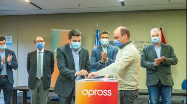 MUNICIPIOS DE UNIÓN FIRMARON CONVENIO PARA SER PRESTADORES DE APROSS