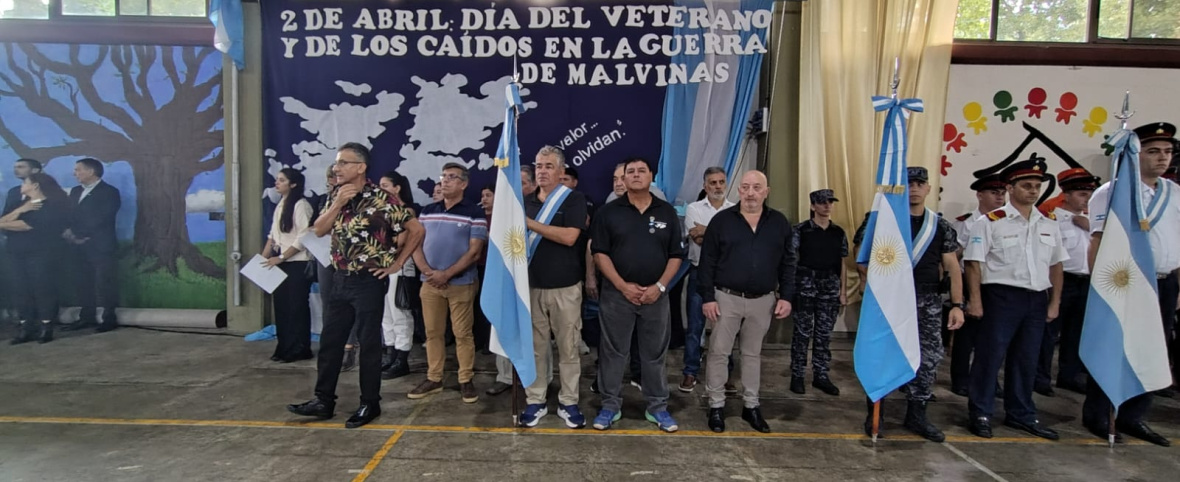 ACTO DEL VETERANO Y LOS CAÍDOS EN LA GUERRA DE MALVINAS EN BELL VILLE