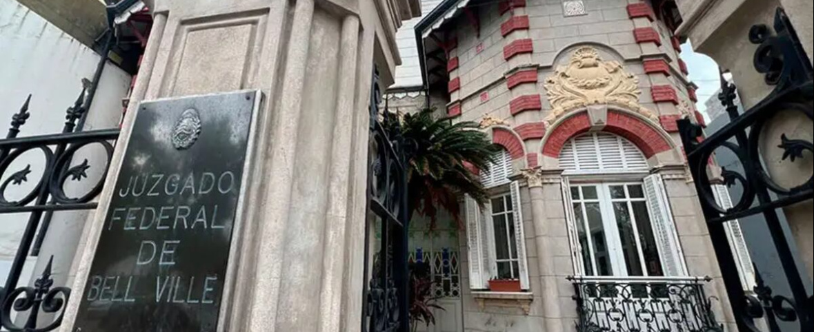 DIECISÉIS ALLANAMIENTOS EN BELL VILLE Y JUSTINIANO POSSE POR UNA PRESUNTA ORGANIZACIÓN NARCOCRIMINAL