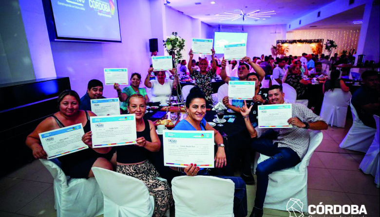 PROGRAMA CIMIENTOS: LLARYORA DESTACÓ EL TRABAJO COOPERATIVO Y EL APORTE DE LAS MUJERES