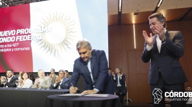 ACOMPAÑADO POR MÁS DE 400 INTENDENTES Y JEFES COMUNALES, LLARYORA FIRMÓ EL FONDO FEDERAL CORDOBÉS