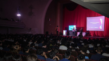 CAPACITACIÓN SOBRE PREVENCIÓN DEL SUICIDIO CONVOCÓ A MÁS DE 2300 JÓVENES EN BELL VILLE