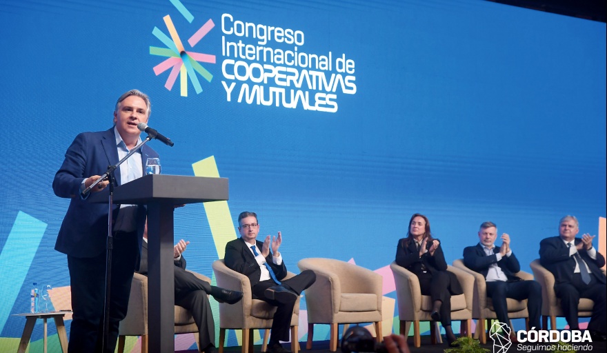 LLARYORA: “LA ECONOMÍA TIENE QUE ESTAR AL SERVICIO DEL HOMBRE, Y NO EL HOMBRE AL SERVICIO DE LA ECONOMÍA”