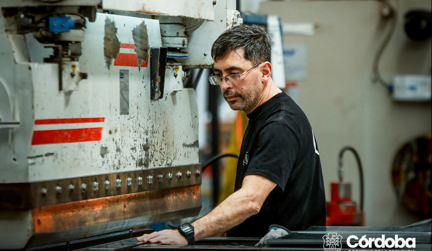 LA PROVINCIA PONE EN MARCHA 10.000 OPORTUNIDADES LABORALES CON EMPLEO +26